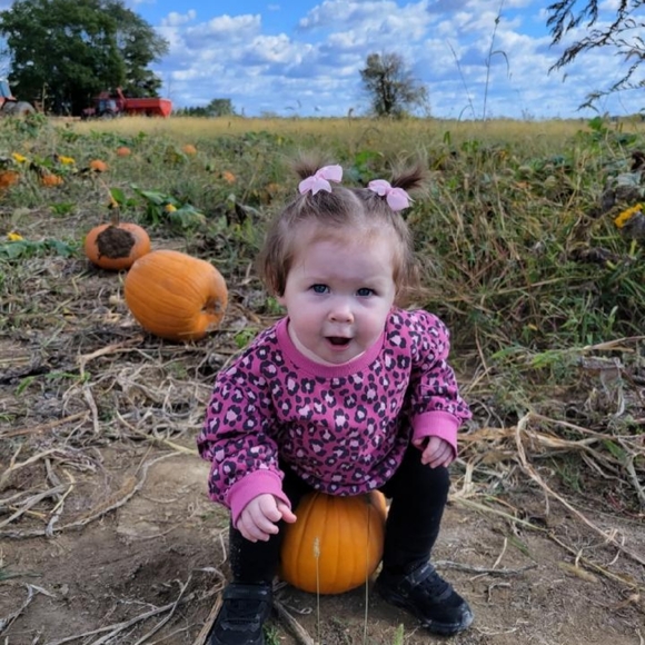 Meet your Posher, Melissa - Picture 3 of 9